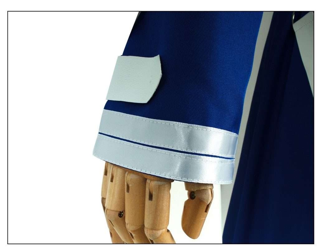 Close-up detail of Himmel cosplay costume – Frieren: Beyond Journey’s End