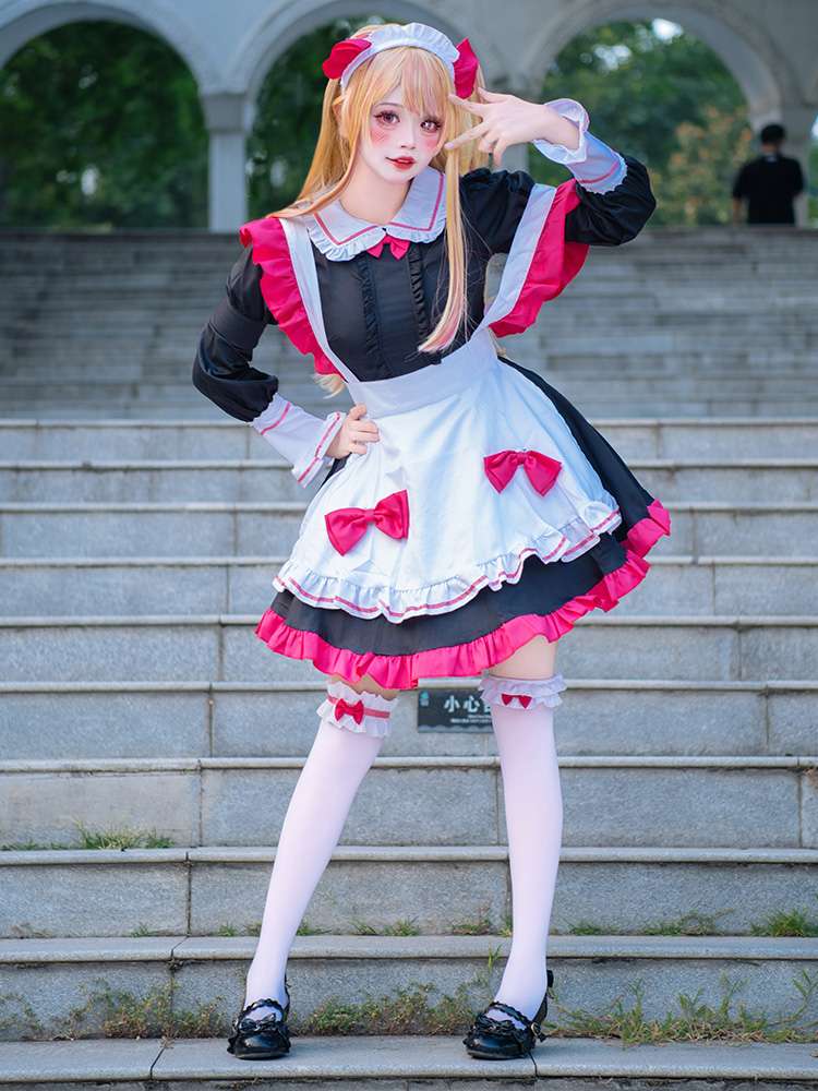 Pink gradient idol dress with star details front angle