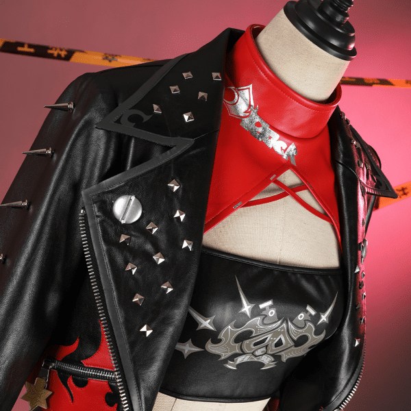 Close-up view of Burnice Whita costume's accessories and fabric texture.
