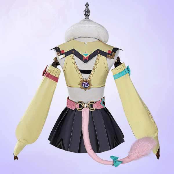 Varesa Cosplay jelmez hátulnézet - Genshin Impact
