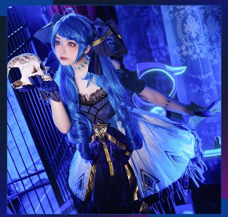 Front view of Gwen Cosplay Costume from League of Legends