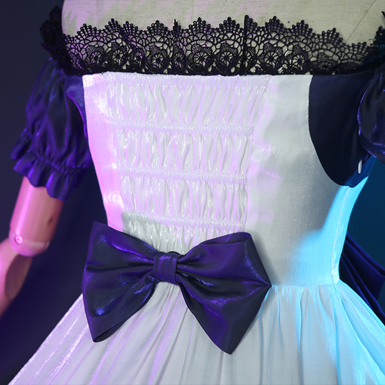 Close-up details of Gwen Cosplay Costume