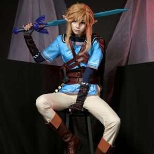 Front view of TOTK Link Cosplay Costume
