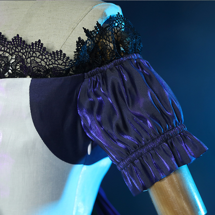 Close-up details of Gwen Cosplay Costume