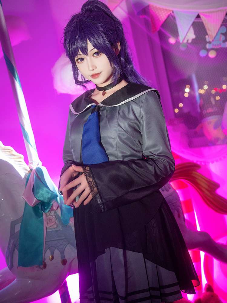 Front view of Asahinaa Mafuyuu Cosplay Costume from Project Sekaii