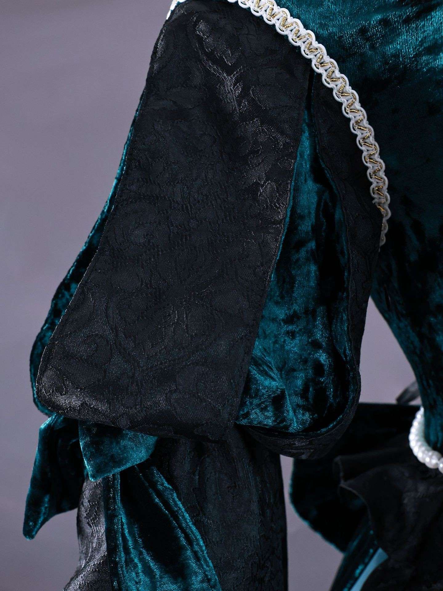 Close-up details of Black Butler Ciel Phantomhive Green Witch cosplay costume