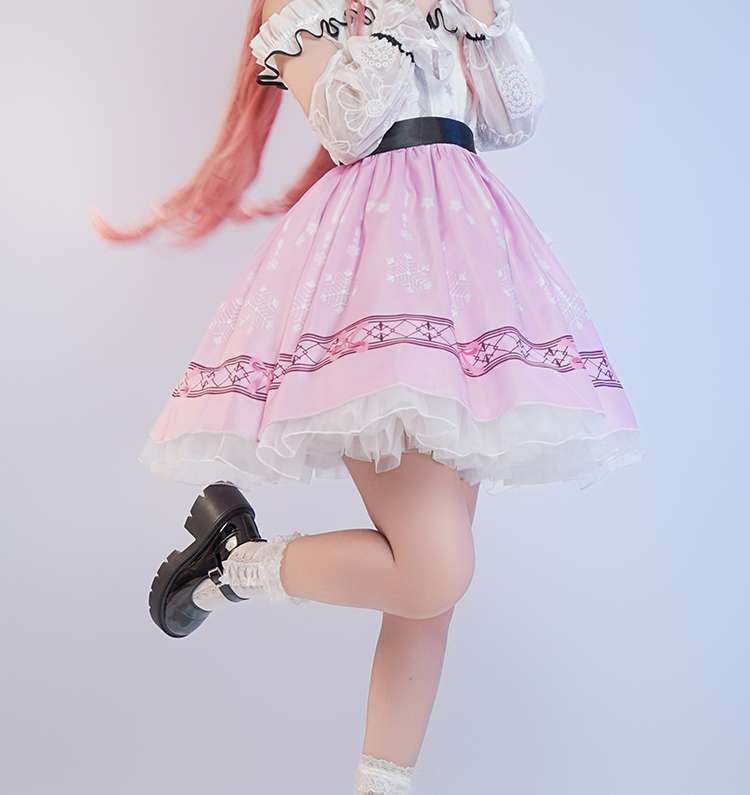 Front view of Infinity Nikki Nikki Cosplay Pink Dress