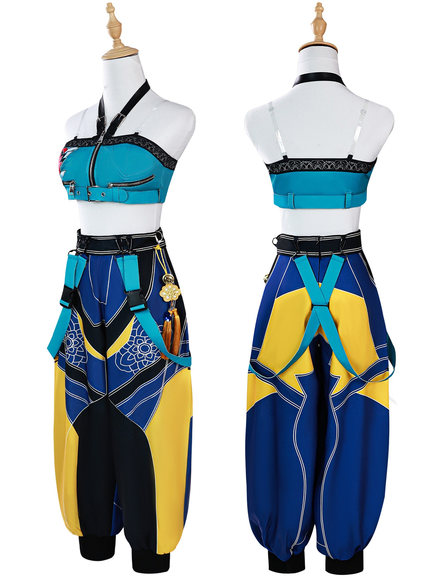 Zoey “How It’s Done” Outfit Back | Yumicos